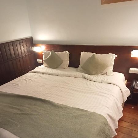 La Gabriell Beach Inn 칼랑굿 외부 사진